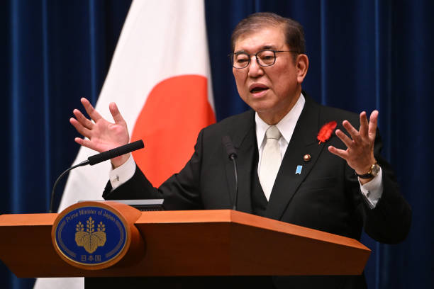 石破茂上任日本首相,表态支持宽松政策